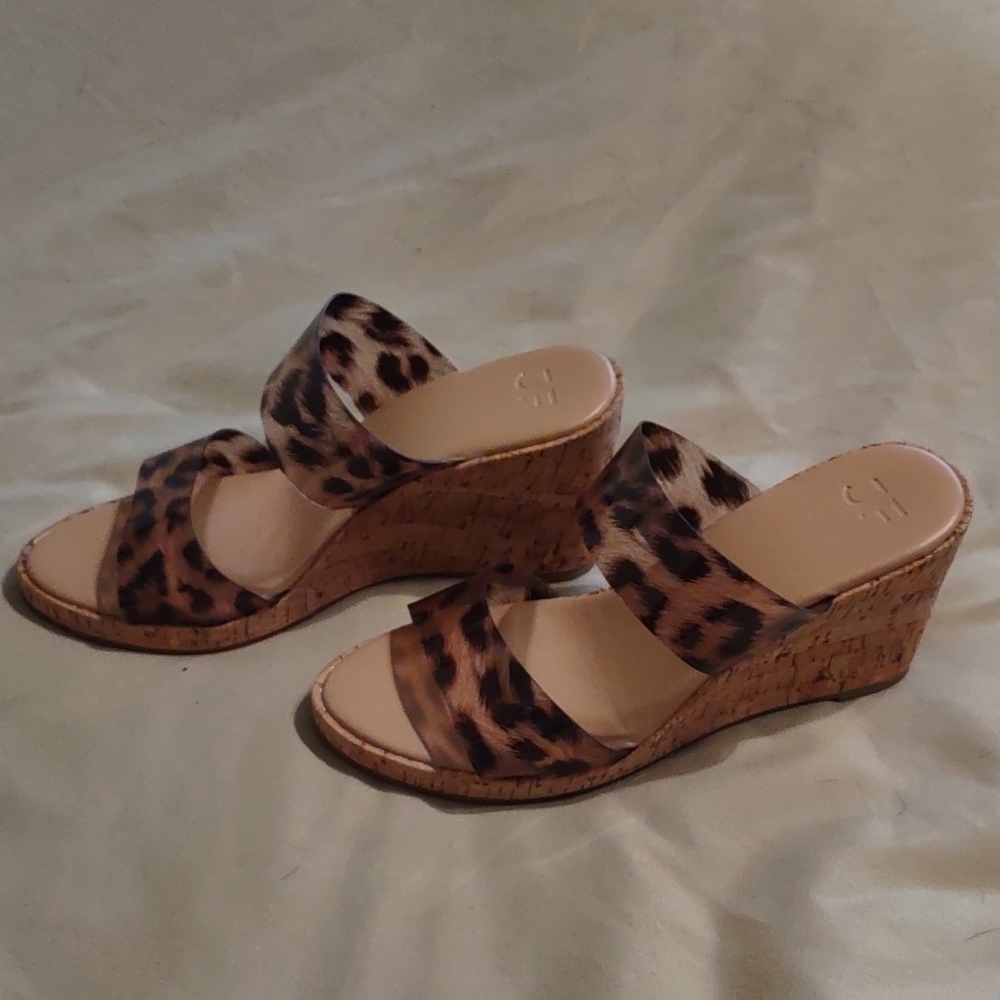 𝅺JustFab Leopard Print Strappy Sandals Size 7 NIB - Picture 3 of 5